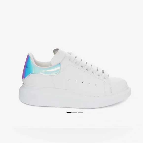 Alexander McQueen Oversized Sneaker White/Shock Pink Size 38/Women’s 8 - Picture 1 of 7